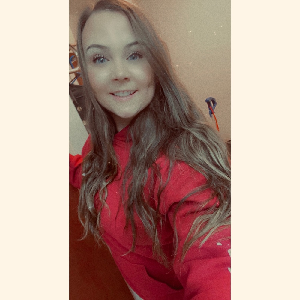 Meet your Posher, Laura